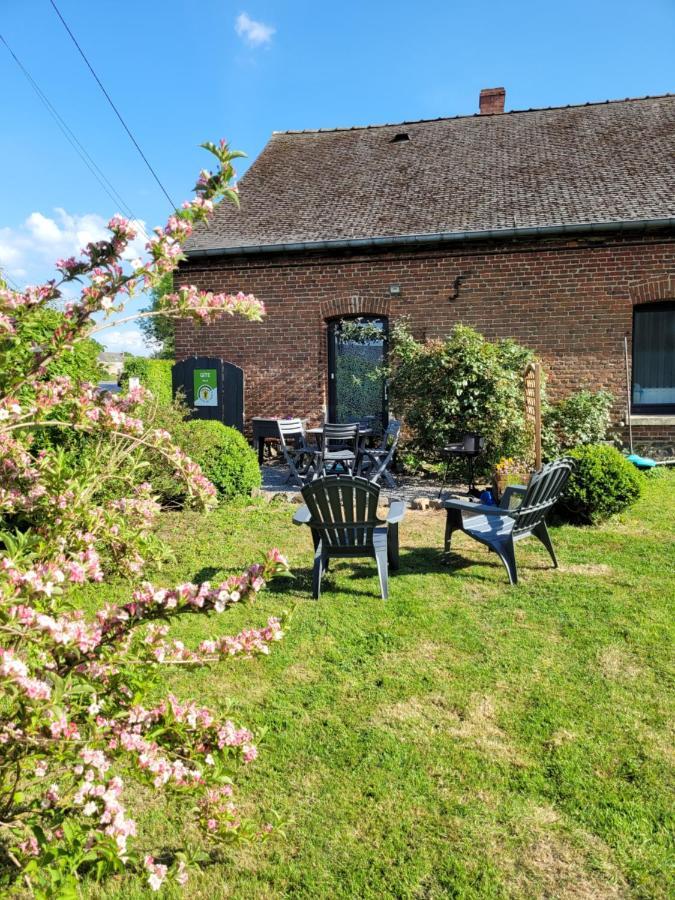 Studio Bienvenue Du Cote De Chez Nous Avec Jardin Privatif Wignehies Eksteriør bilde