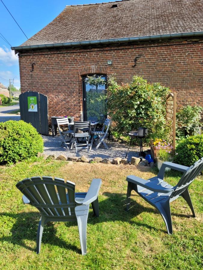 Studio Bienvenue Du Cote De Chez Nous Avec Jardin Privatif Wignehies Eksteriør bilde