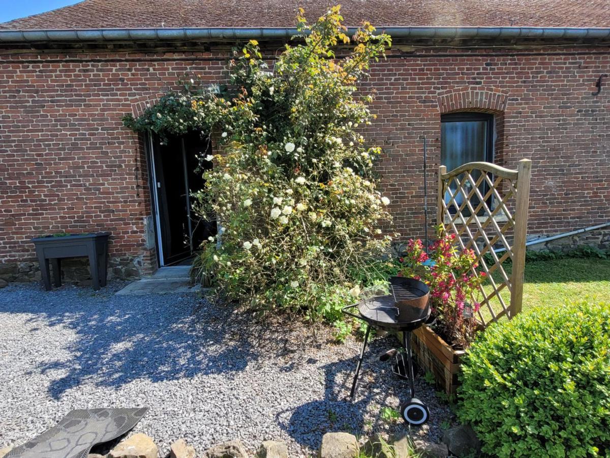 Studio Bienvenue Du Cote De Chez Nous Avec Jardin Privatif Wignehies Eksteriør bilde
